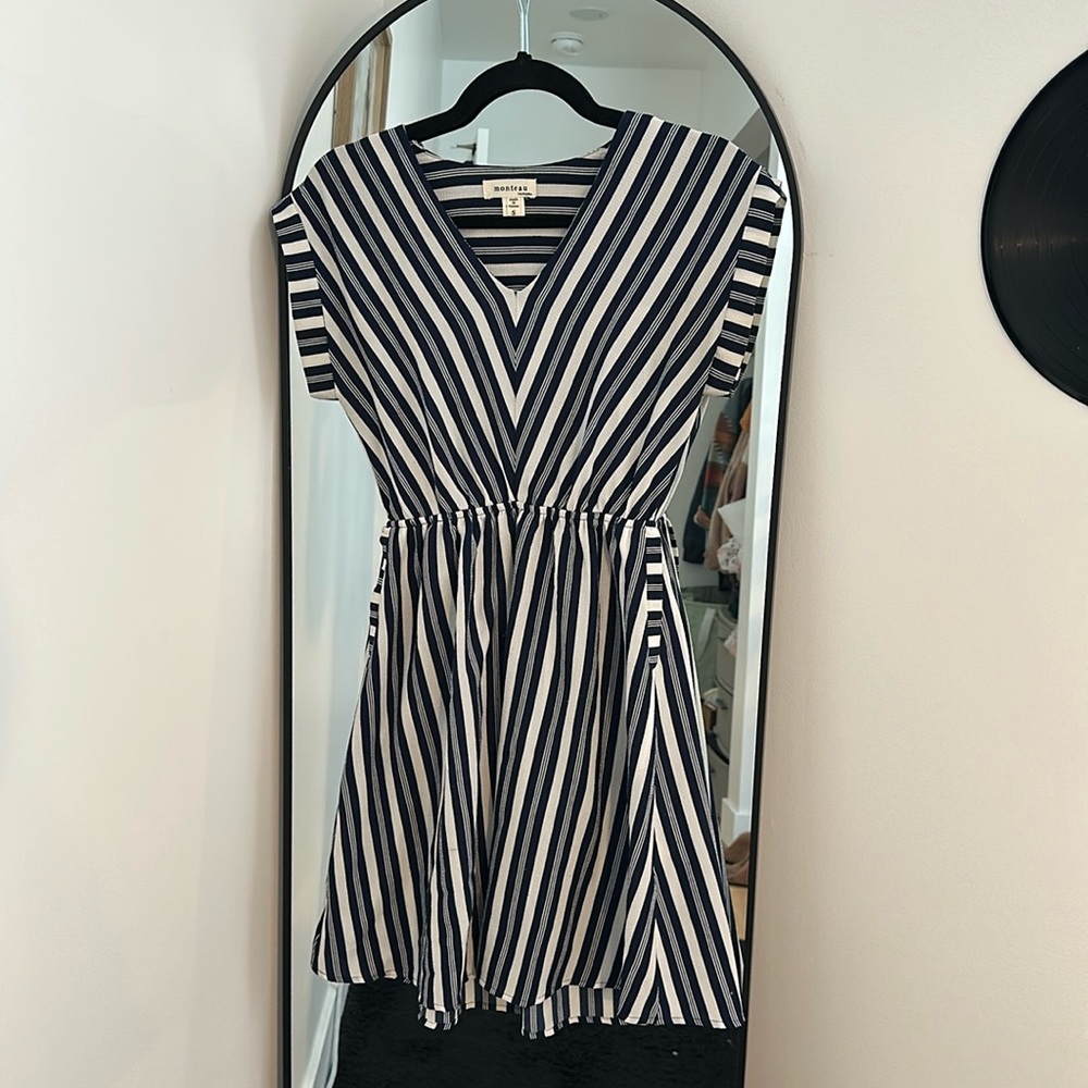 Monteau picnic dress